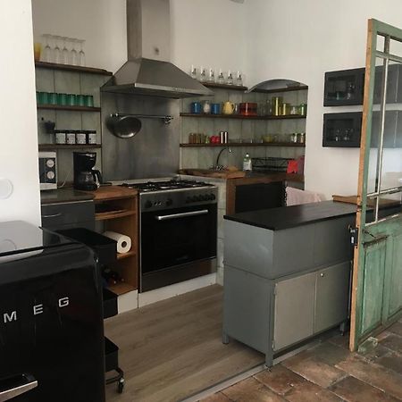 Logement De Charme A Joyeuse Apartment ภายนอก รูปภาพ